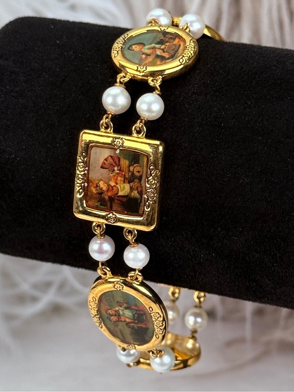 M.I. Hummel Charm Bracelet Gold Tone Faux Pearl Vintage Collectible